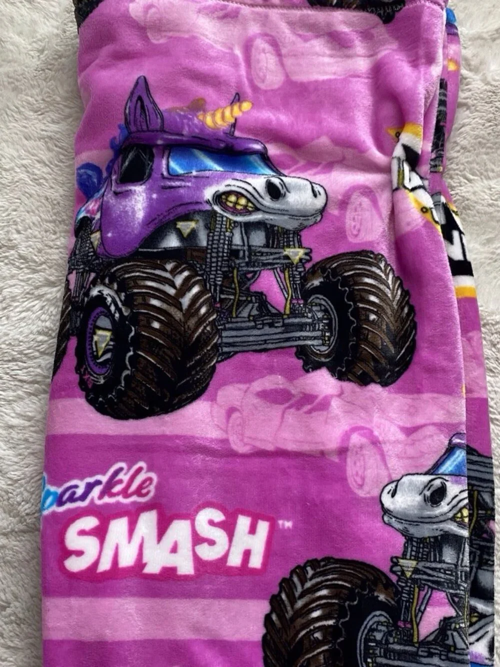 Monster Jam Sparkle Smash Super Soft Throw Blanket 50” X 70” Pink NEW